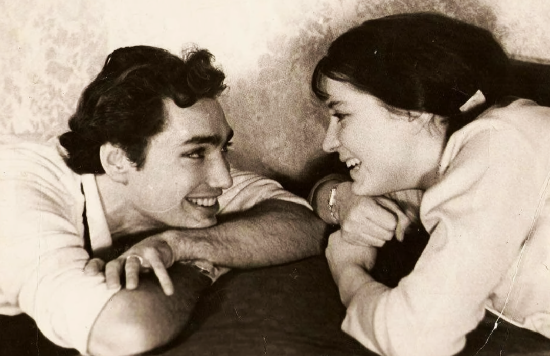 на фото Владимир Коренев с женой 