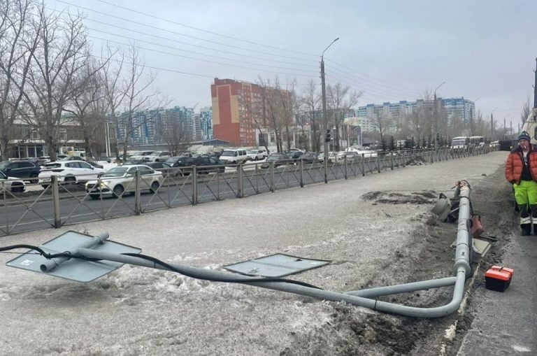    В Оренбурге восстановят повреждённые в результате ДТП светофоры Оренбуржье