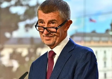    Экс-премьер Чехии: руководству ЕС безразлична экономика, физиология, но больше всего им безразличны судьбы народов Европы