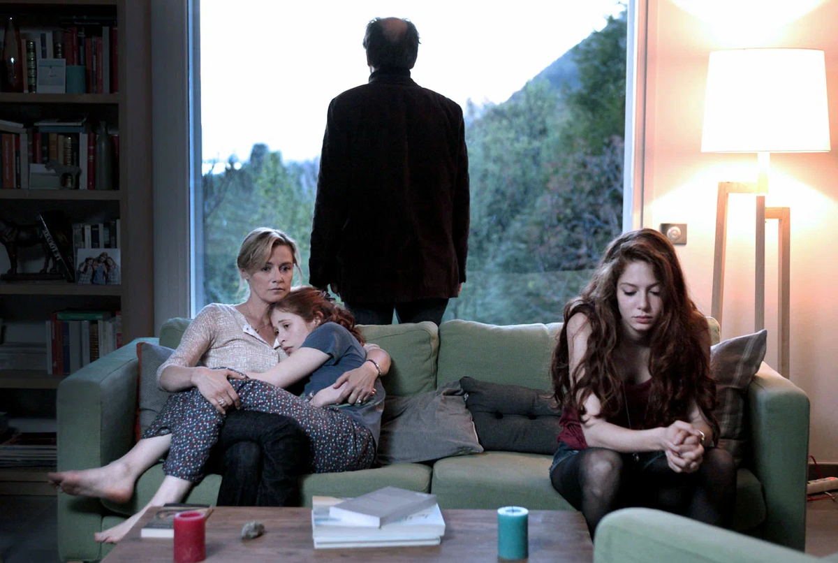 Кадр из сериала "На зов скорби"