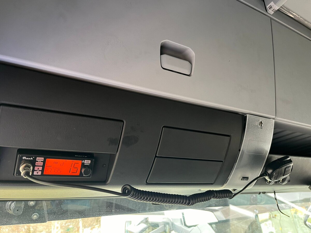 Автомобильная CB рация Track Barry