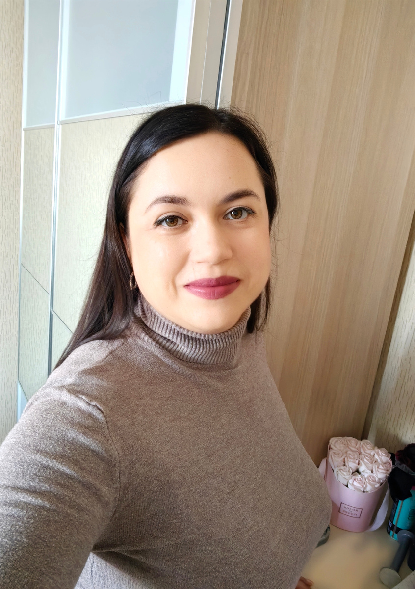 Немного накрасилась для настроения