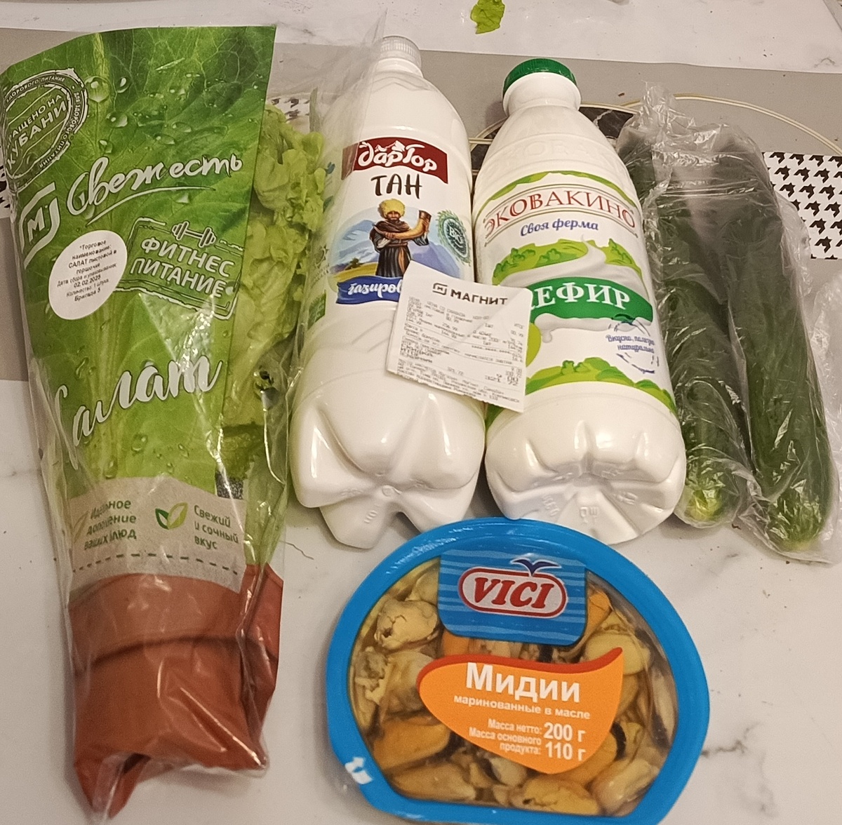 Вот мои покупки и оставленные бутылки 