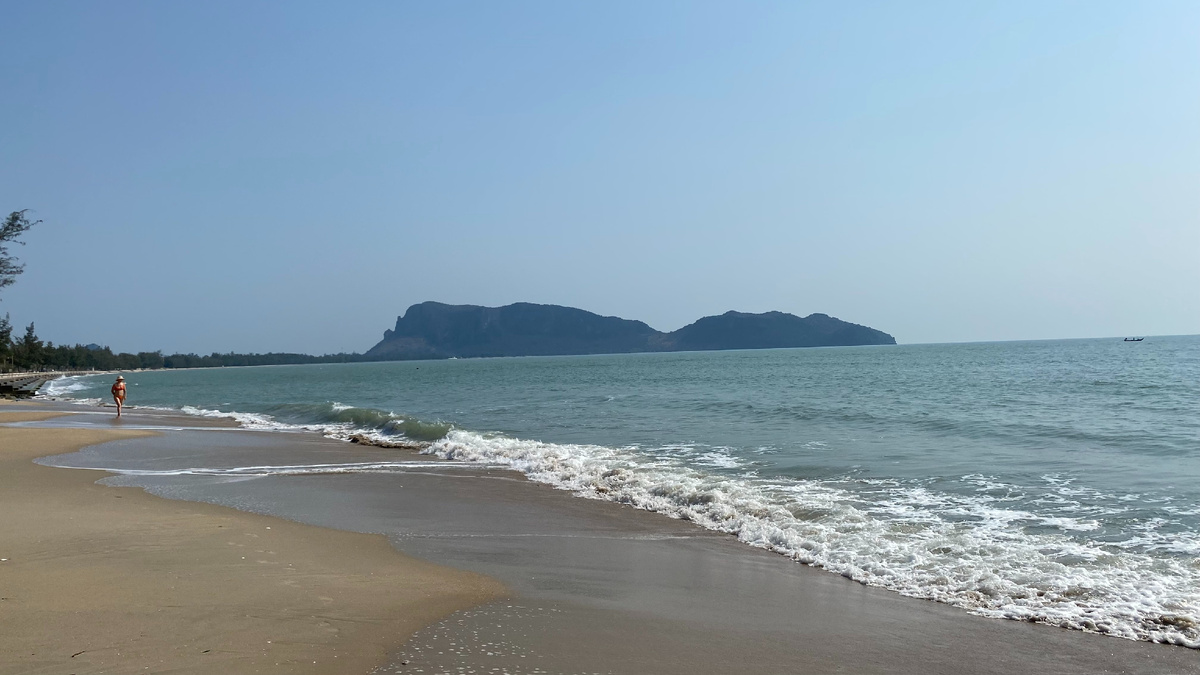 С утра мы в одиночестве...