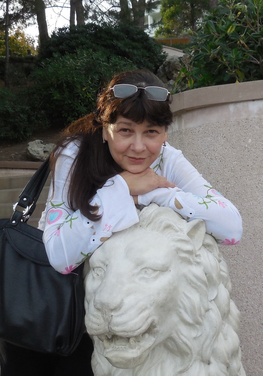 Александра Окатова.