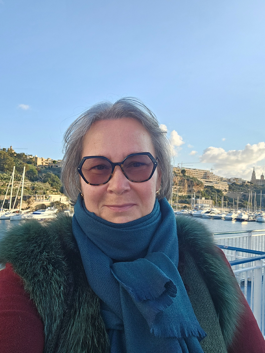 А и правда? В чём секрет красоты русских женщин. Намёк на ответ есть в этой фотографии 