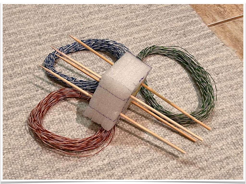 Размер оснастки 8 x 8 см, толщина 5 см