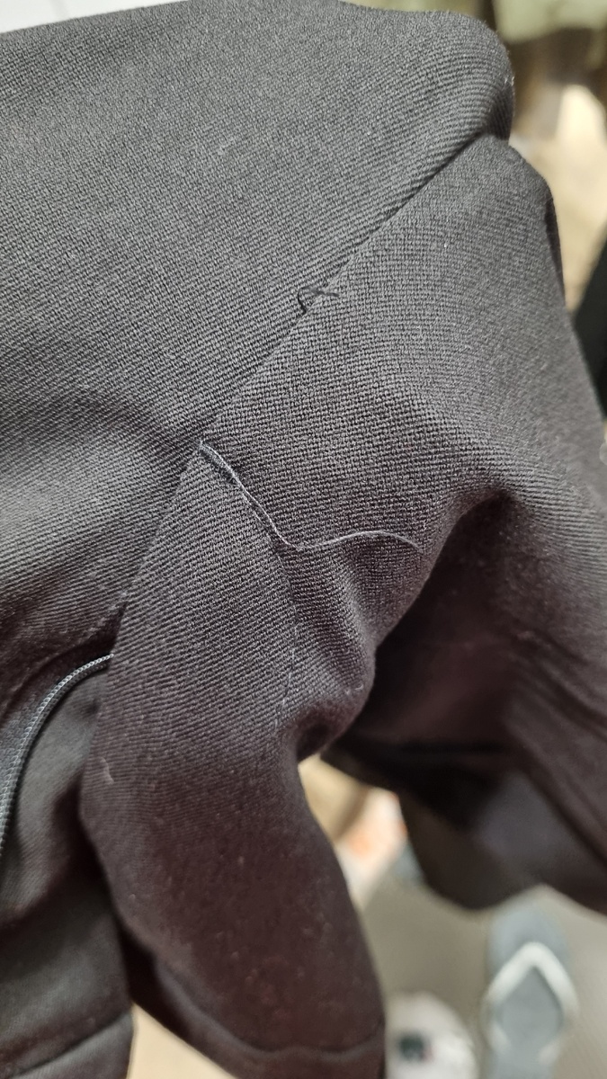 Небольшой дефект. 