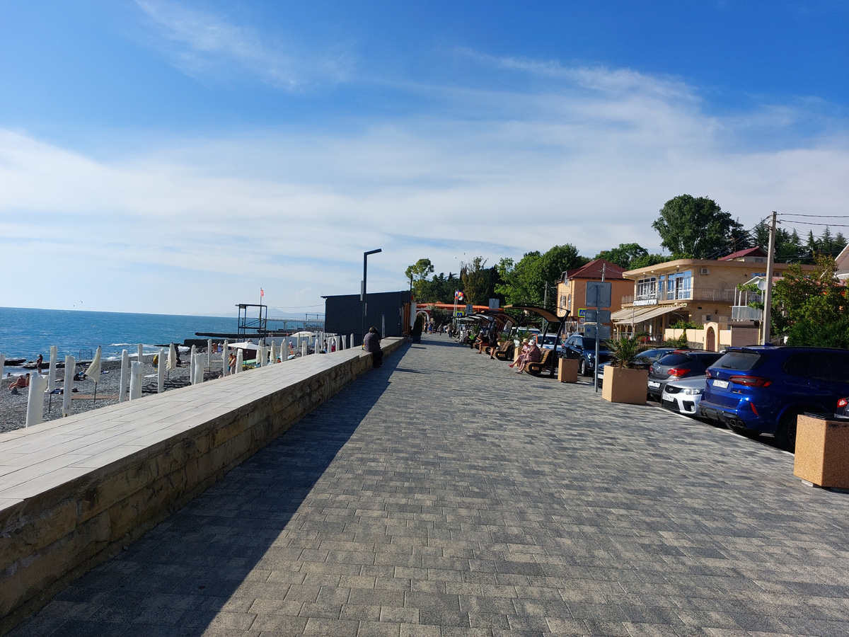 Центральная набережная Адлера