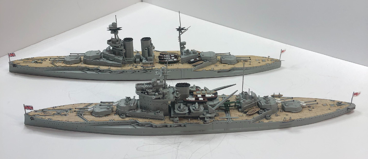 "Уорспайт" В верху внешний вид в 1916 году, внизу - в 1939.