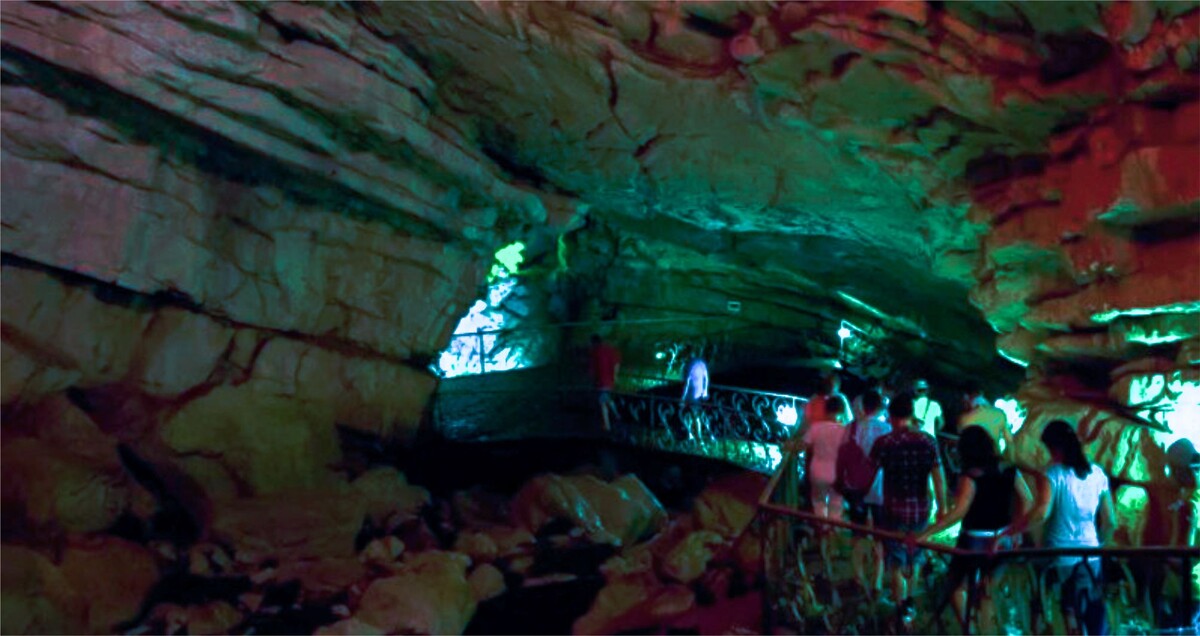 Воронцовская пещера