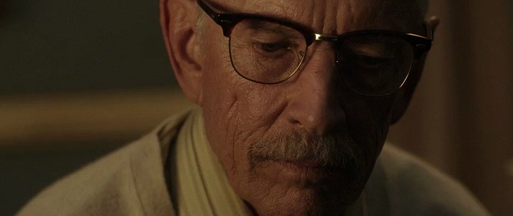 «Цирюльник» (2014) The Barber:  США. Триллер. Режиссер: Basel Owies. В ролях: Скотт Гленн, Крис Кой, Стивен Тоболовски, Кристен Хагер, Максимино Арсиньега, Оливия Тейлор Дадли, Тим ДеЗарн, Ричард Стейнметц, Вэлори Хаббард, Лидия Хёрст.