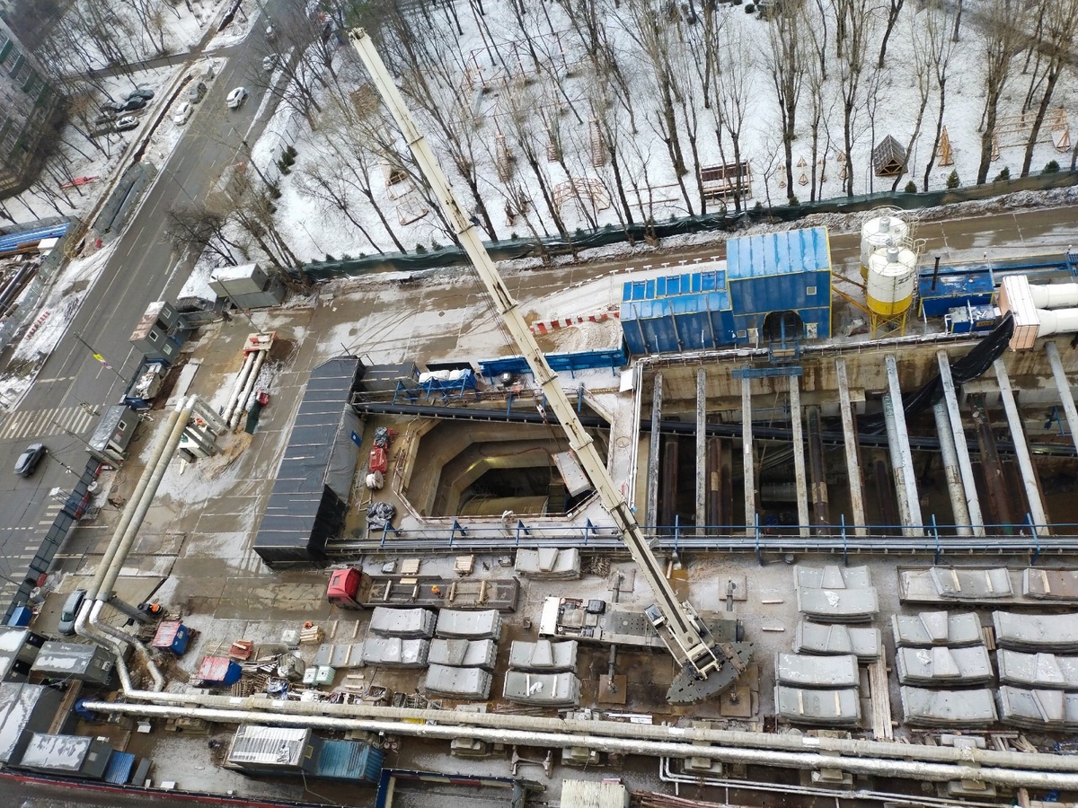 📷 1.1: ТПМК большого диаметра «Лилия» продолжает проходку двухпутного тоннеля до 🚇станции «Серебряный Бор».