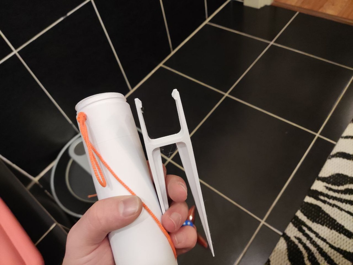 Фикскатор АКБ