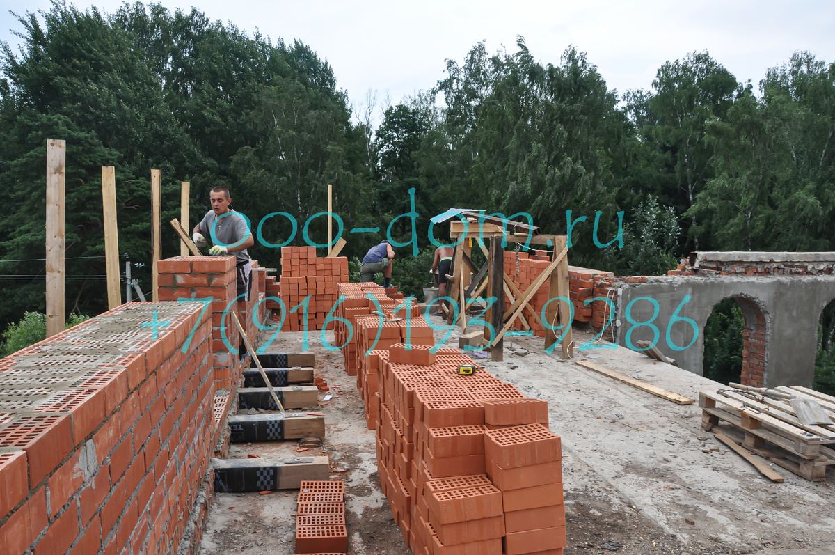 Процесс реконструкции кирпичного дома