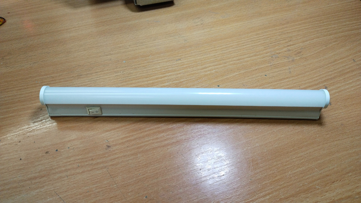 Лампа не горящая ярким светом