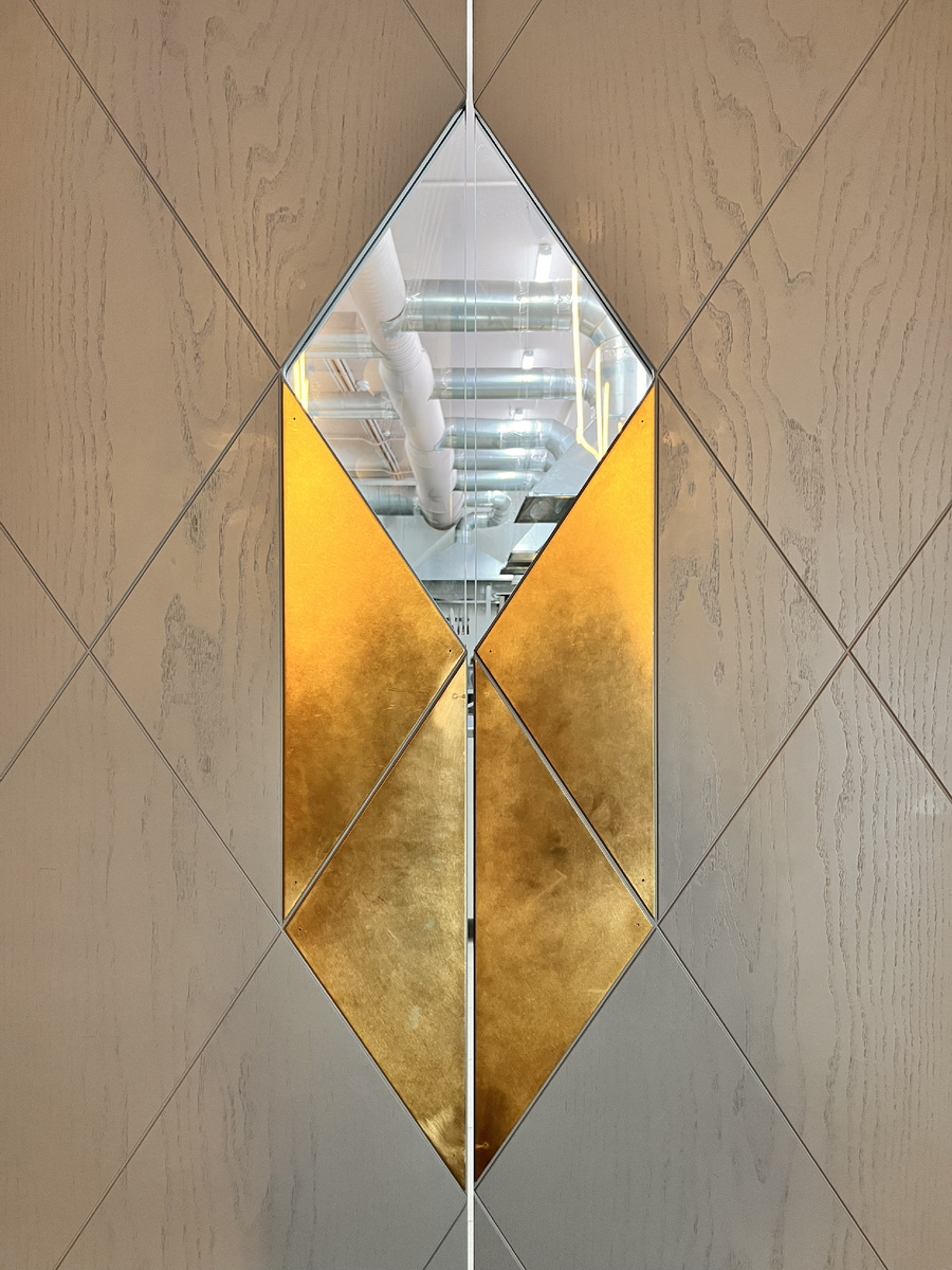 Ковбойские распашные двери Д.О.М. для ресторана Парковый г. Тюмень