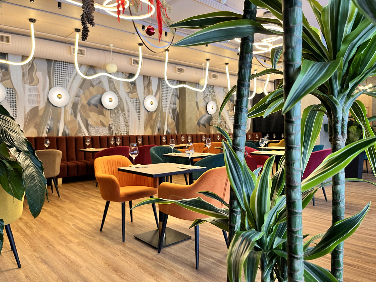 Столешницы Д.О.М. для ресторана Парковый г. Тюмень