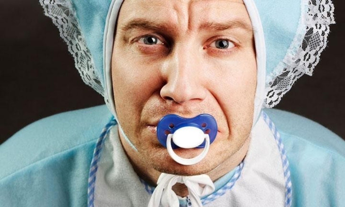 Взрослый безответственный сыночка