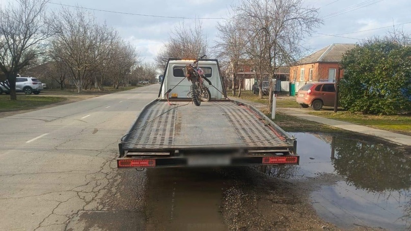 Создать карусельВ Белореченске сотрудники Госавтоинспекции проводят профилактические рейды, направленные на пресечение нарушений ПДД детьми❕