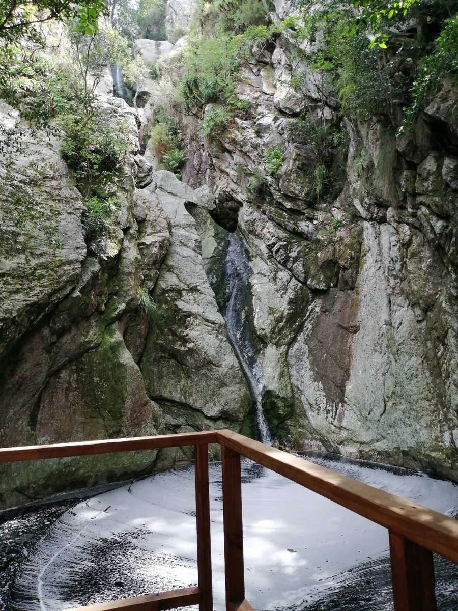 Водопад Duielsbos.