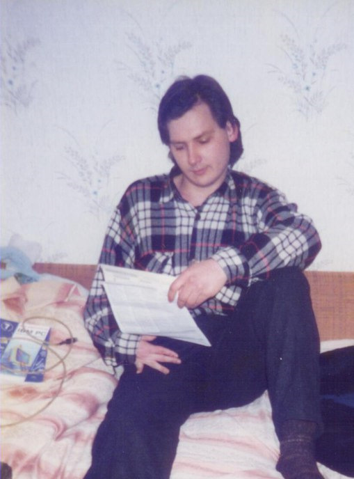 Алексей КУРТ Лукерчик. Это его последняя работа с нами в качестве звукооператора.