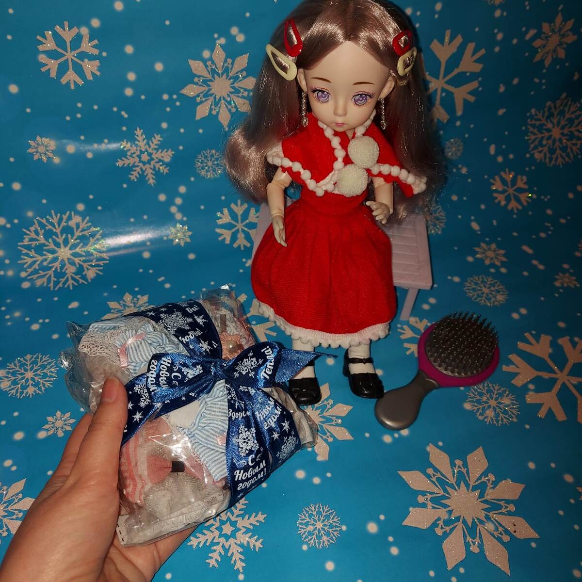 Подарки для Фиби