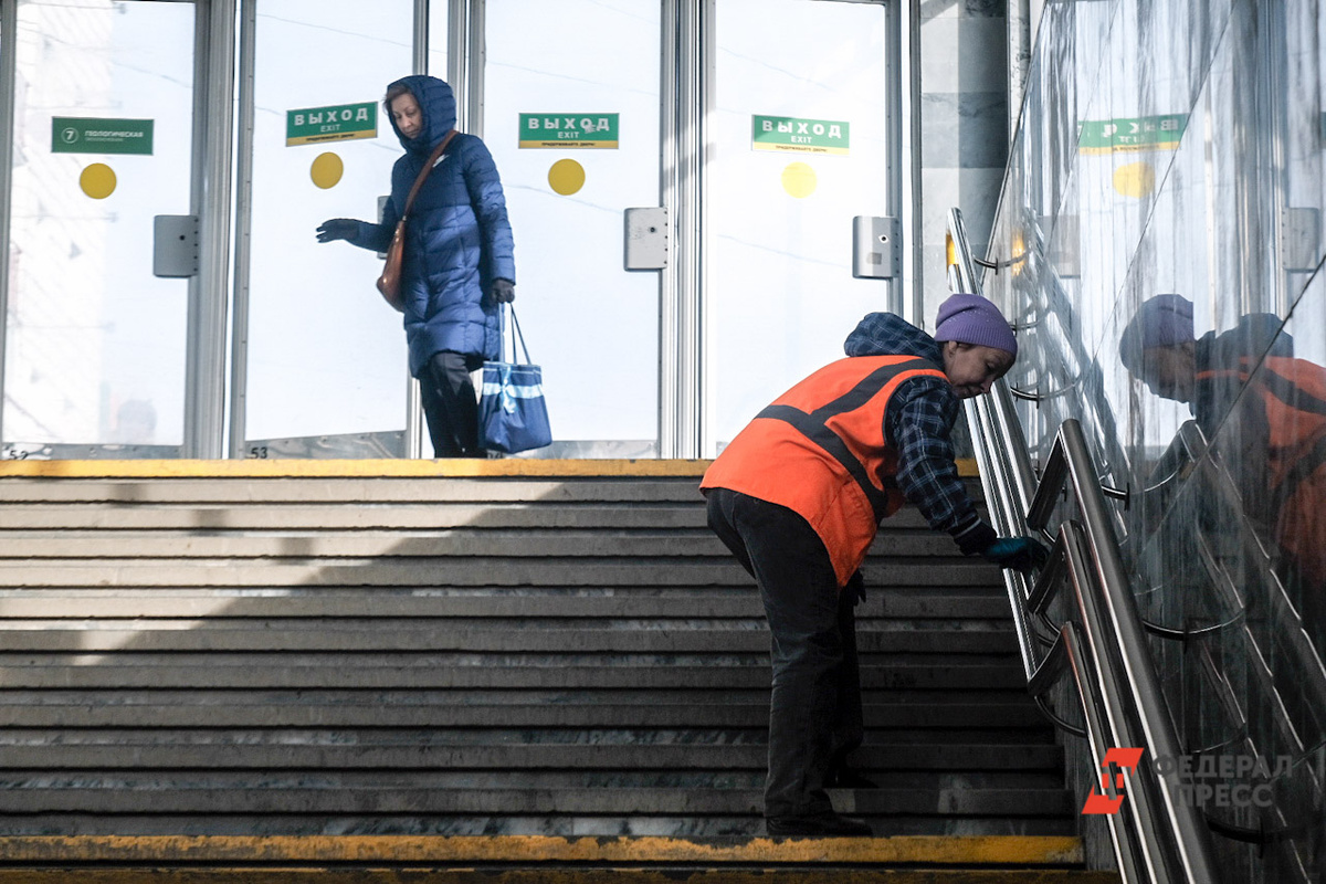 В Петербурге регулярно протекают станции подземки.  Фото: Полина Зиновьева