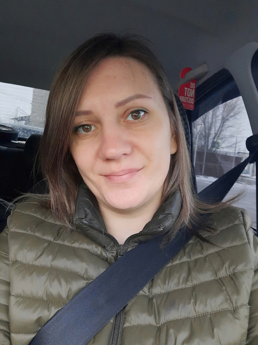 Нет фотографий закатов и рассветов, поэтому на обложке я 😁