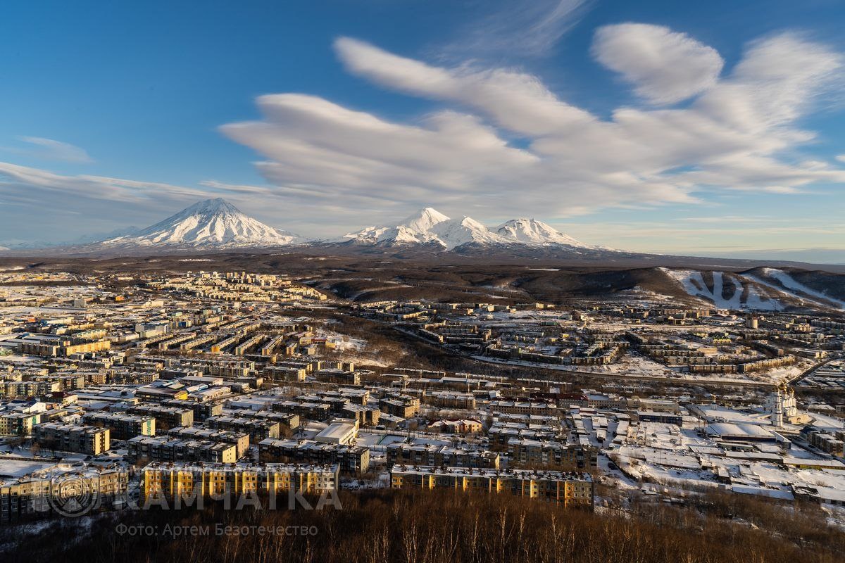 Фото: Петропавловск-Камчатский и Домашние вулканы, зимний вид / Артем Безотечество