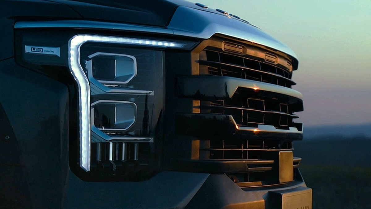 Детали дизайна передней части пикапа крупным планом