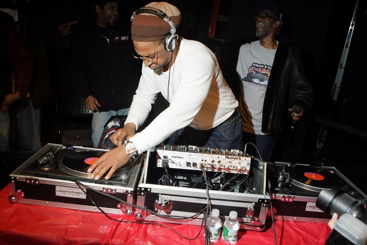 DJ Kool Herc за пультом