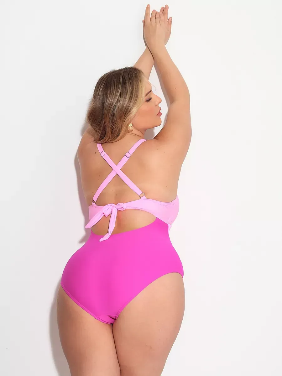 Слитный купальник