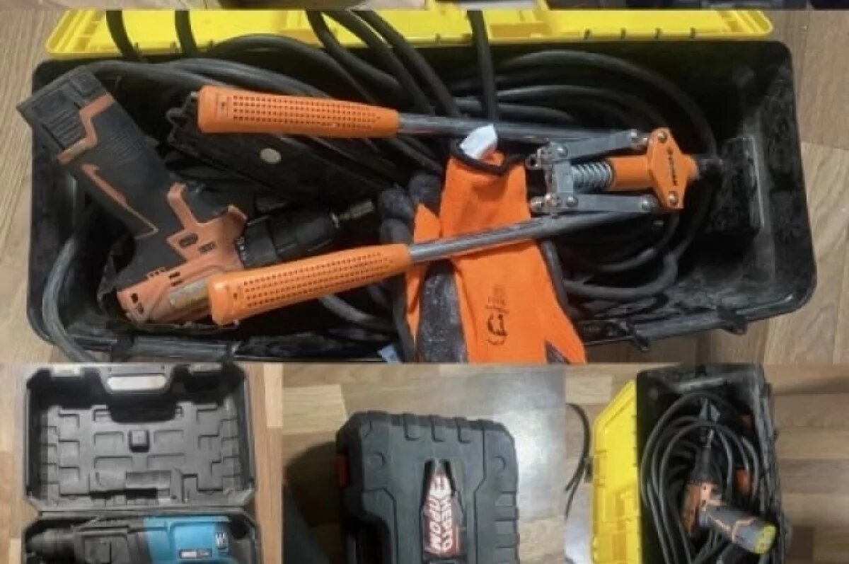    В Башкирии задержали подростков за кражу из автомобилей