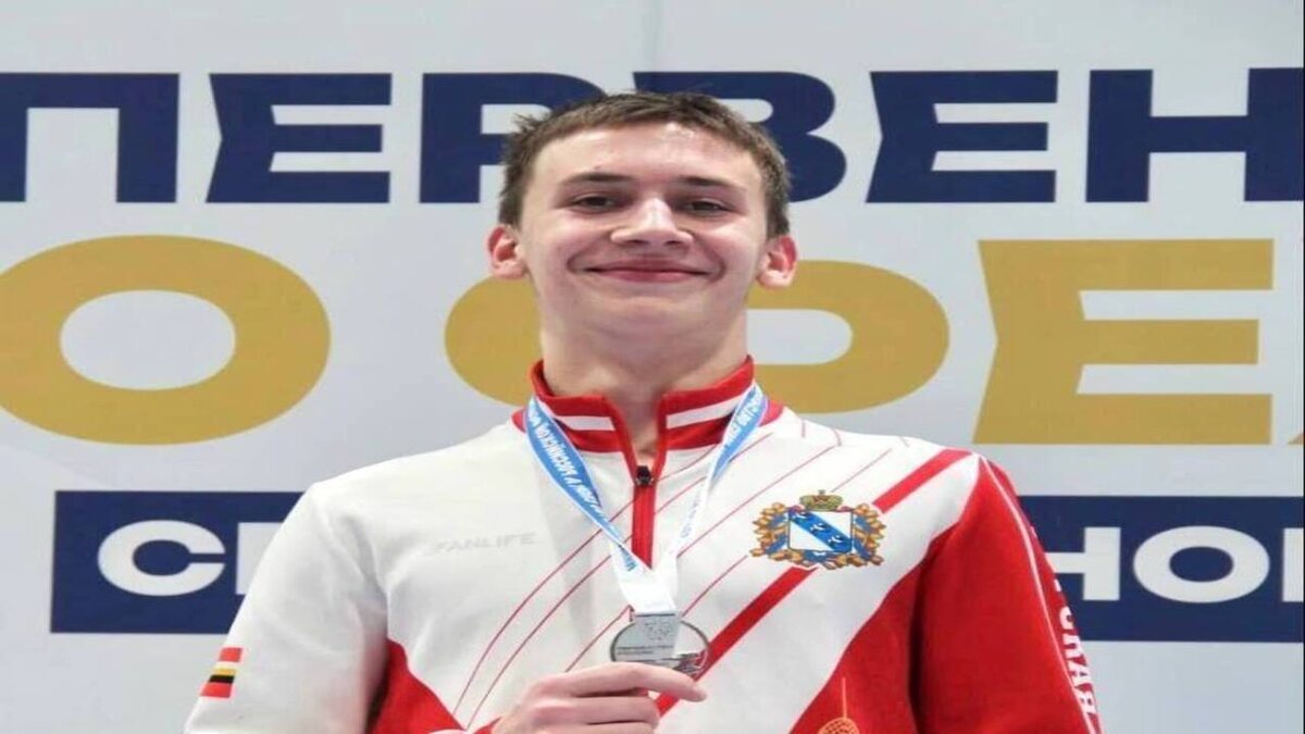    Курянин завоевал «серебро» на первенстве России по фехтованию