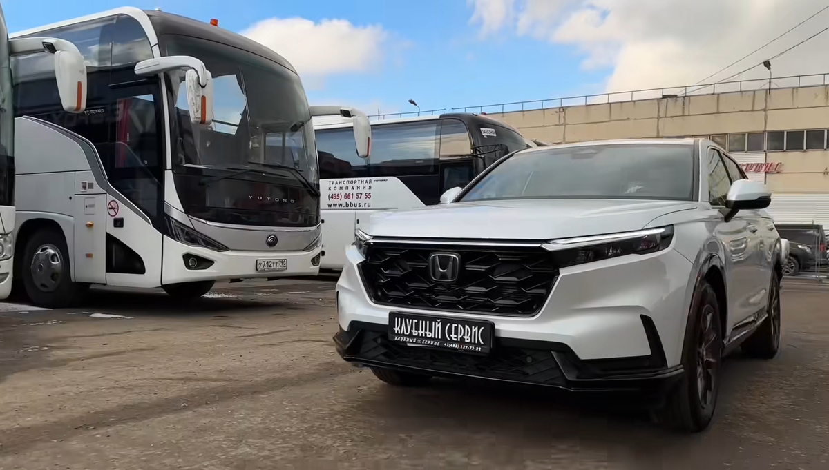 Гибридная Honda CR-V 2024