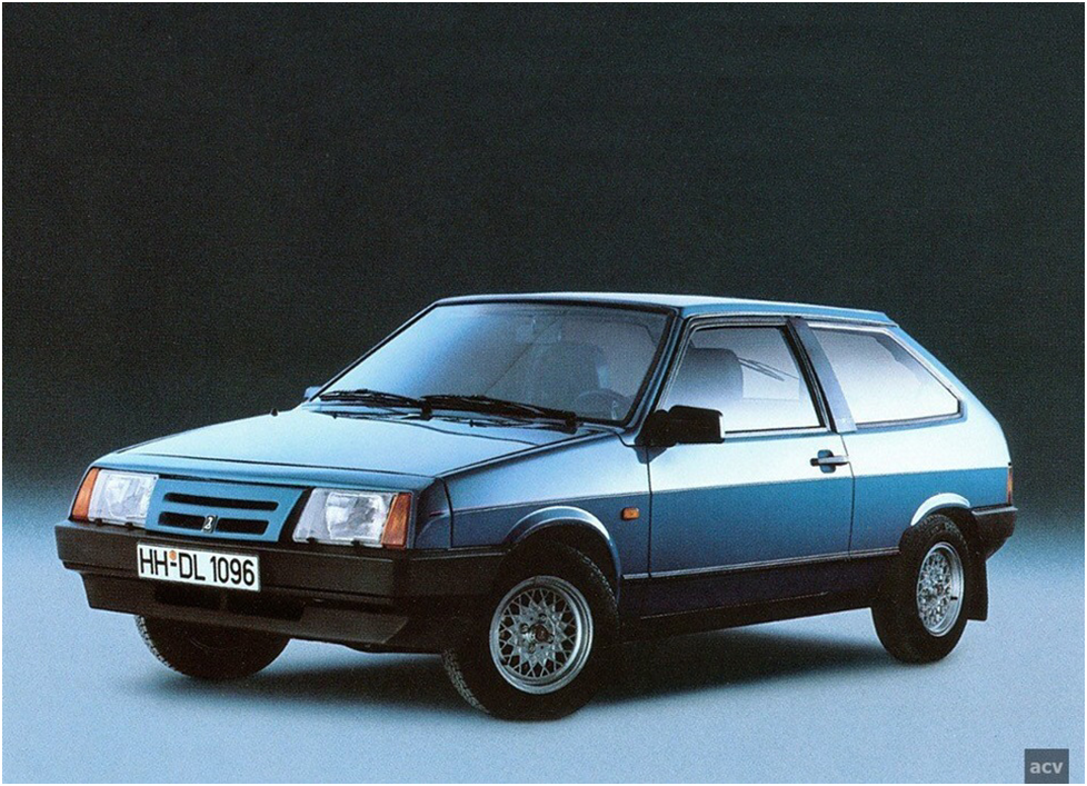 Автомобиль ВАЗ-2108