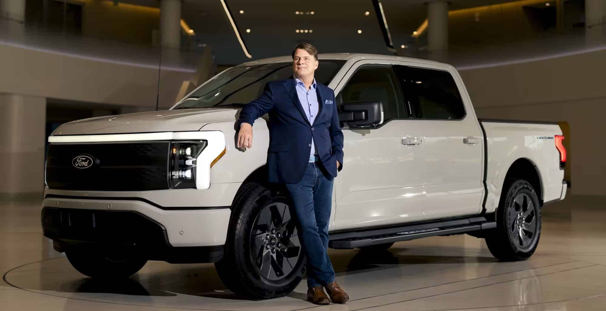 Джим Фарли о китайском и американском автопроме рассказал в интервью газете NYT.