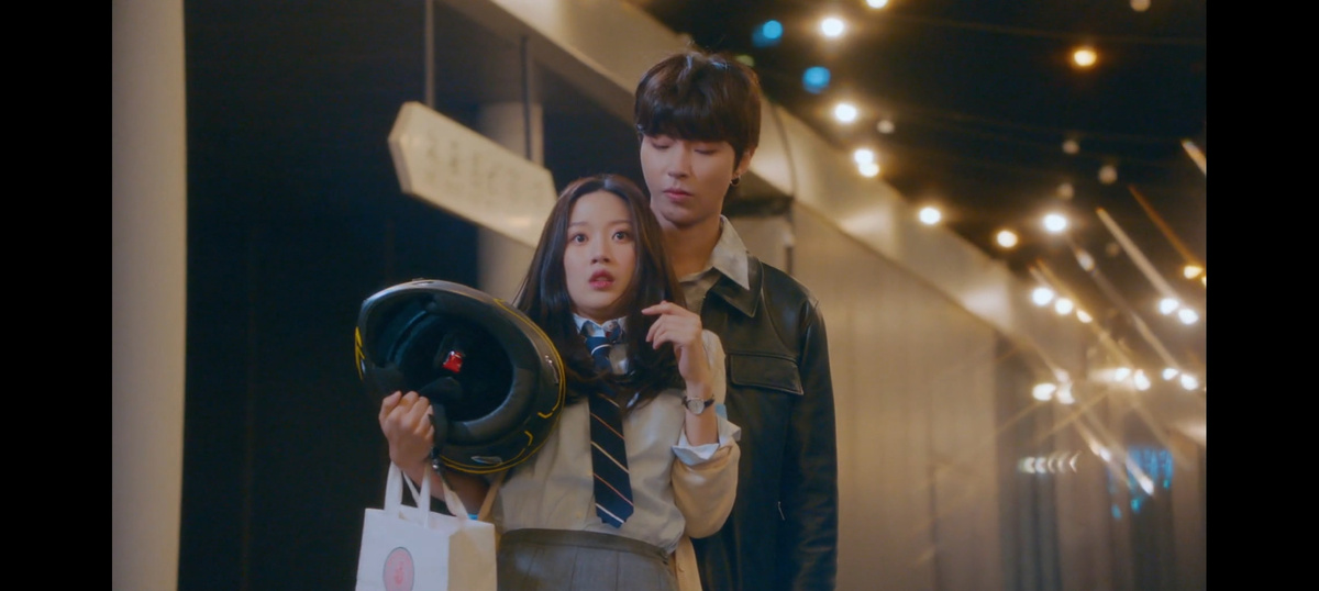 Кадр из дорамы.