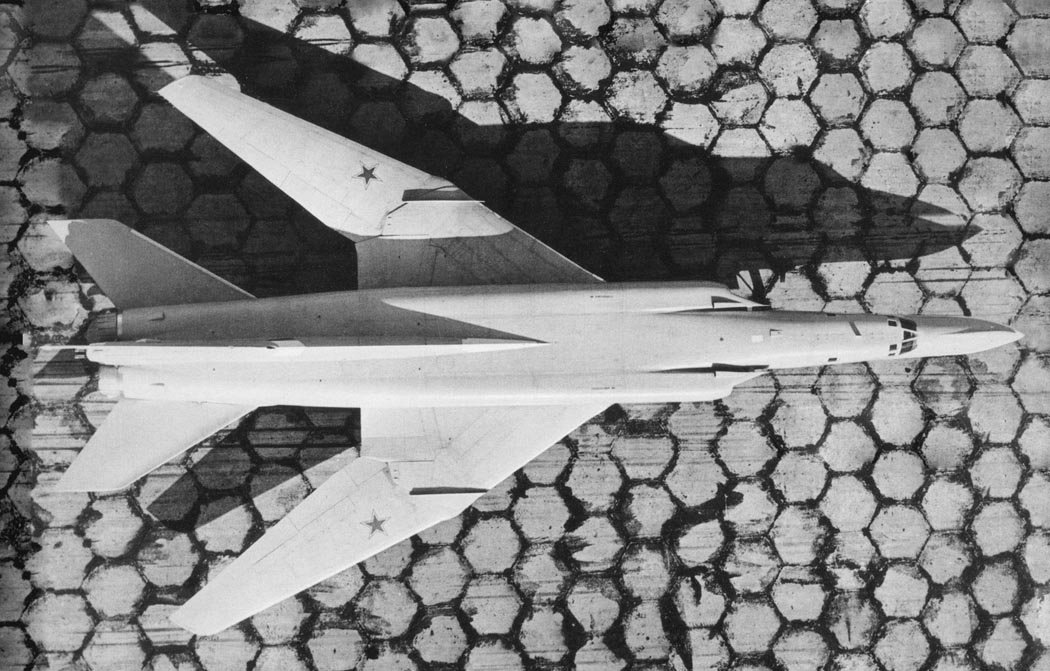 Ту-22М2 (крылья на сверхзвуковом скоростном режиме)