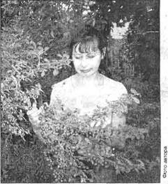 Не устаю повторять: уважаемые садоводы-любители, не надейтесь на везение — покупку «неизвестно чего у неизвестно кого». Создайте чудо своими руками. За несколько лет вы можете вырастить чудо-сад, обеспечить посадочным материалом друзей и соседей. А затем выйти на рынок и вытеснить халтурщиков и мошенников.