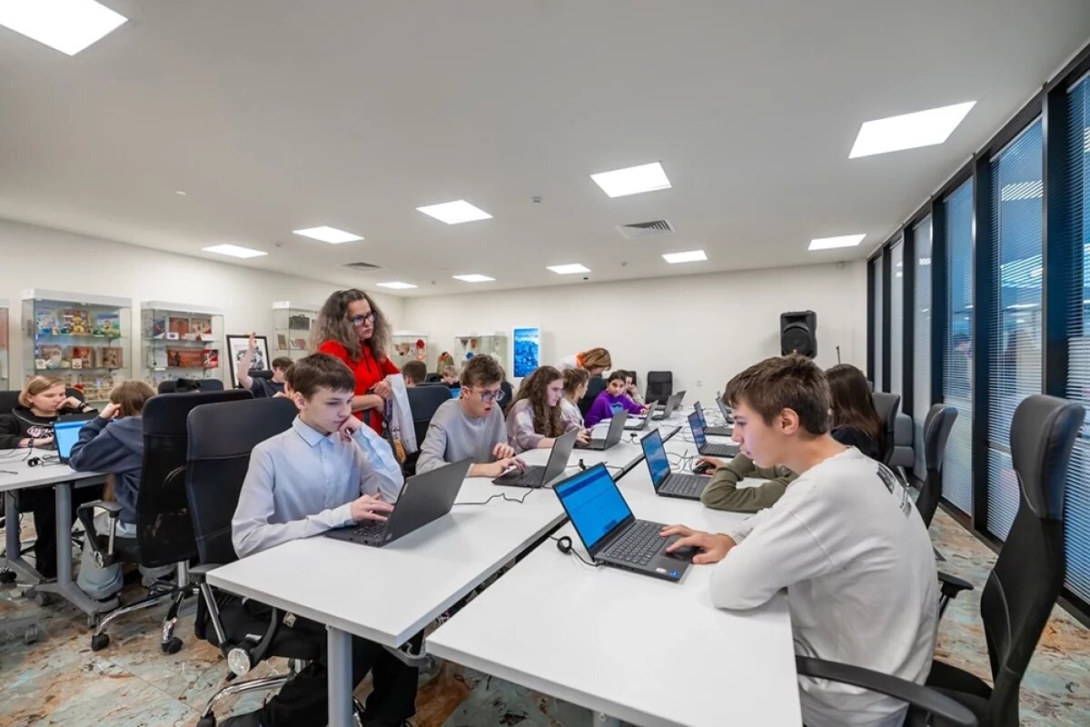    Если выбрал колледж.