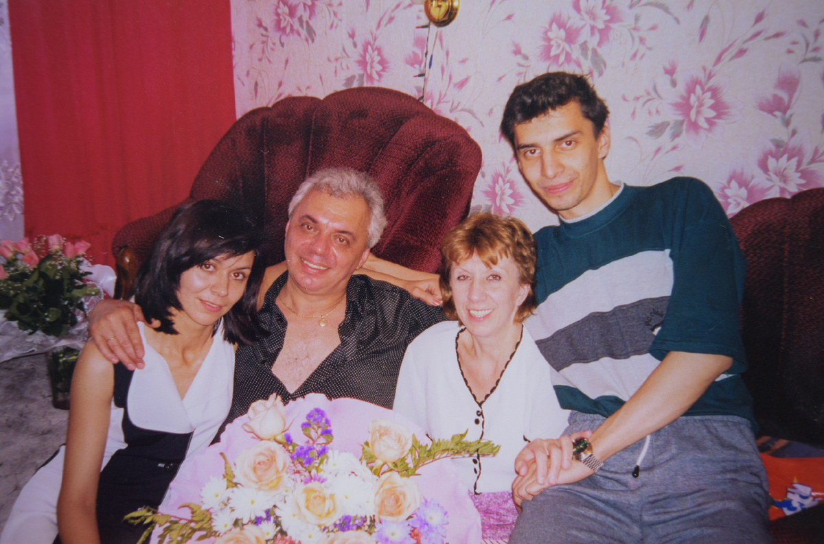 1998 год. Наша Семья