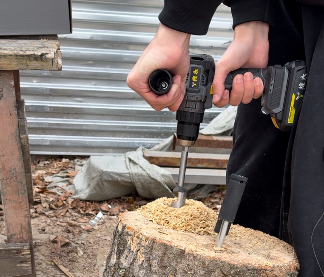 Шуруповерт Sun Young бесщеточный 90 n.m