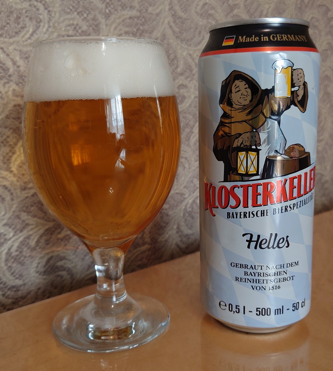 Варится в соответствии с немецким законом о чистоте пивоварения от 1516г.