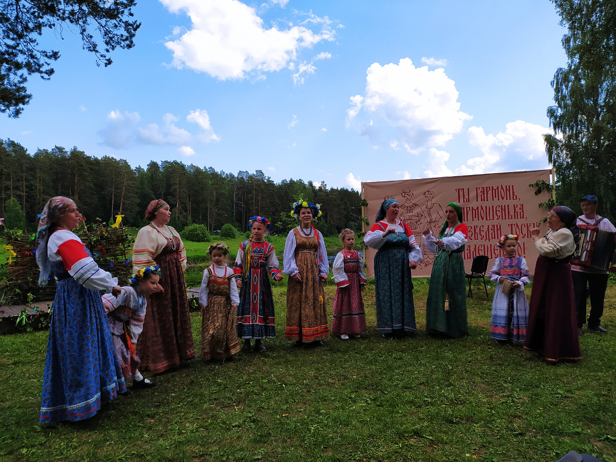 Троицкие гуляния в Торжке. Фото из личного архива