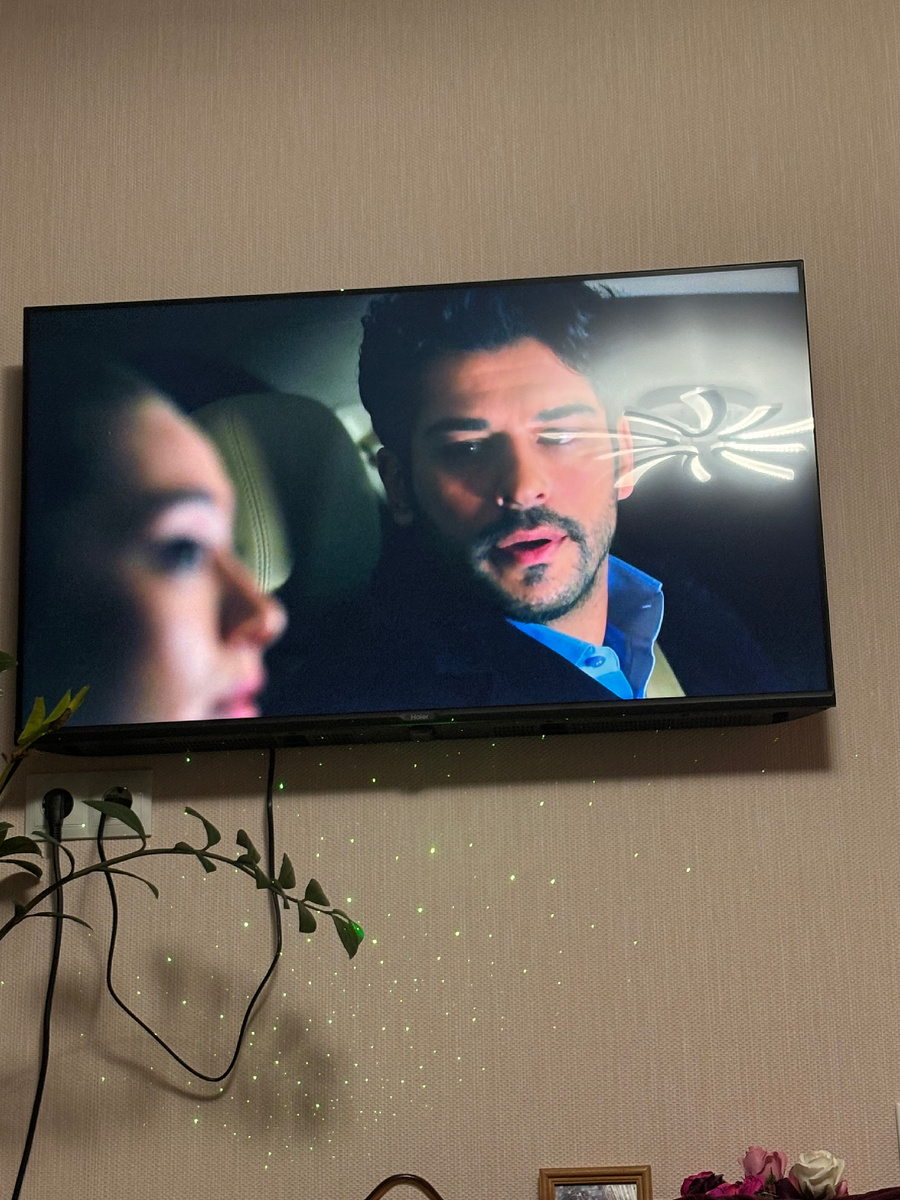 Вчера снова Черную Любовь смотрела до трёх часов ночи. 