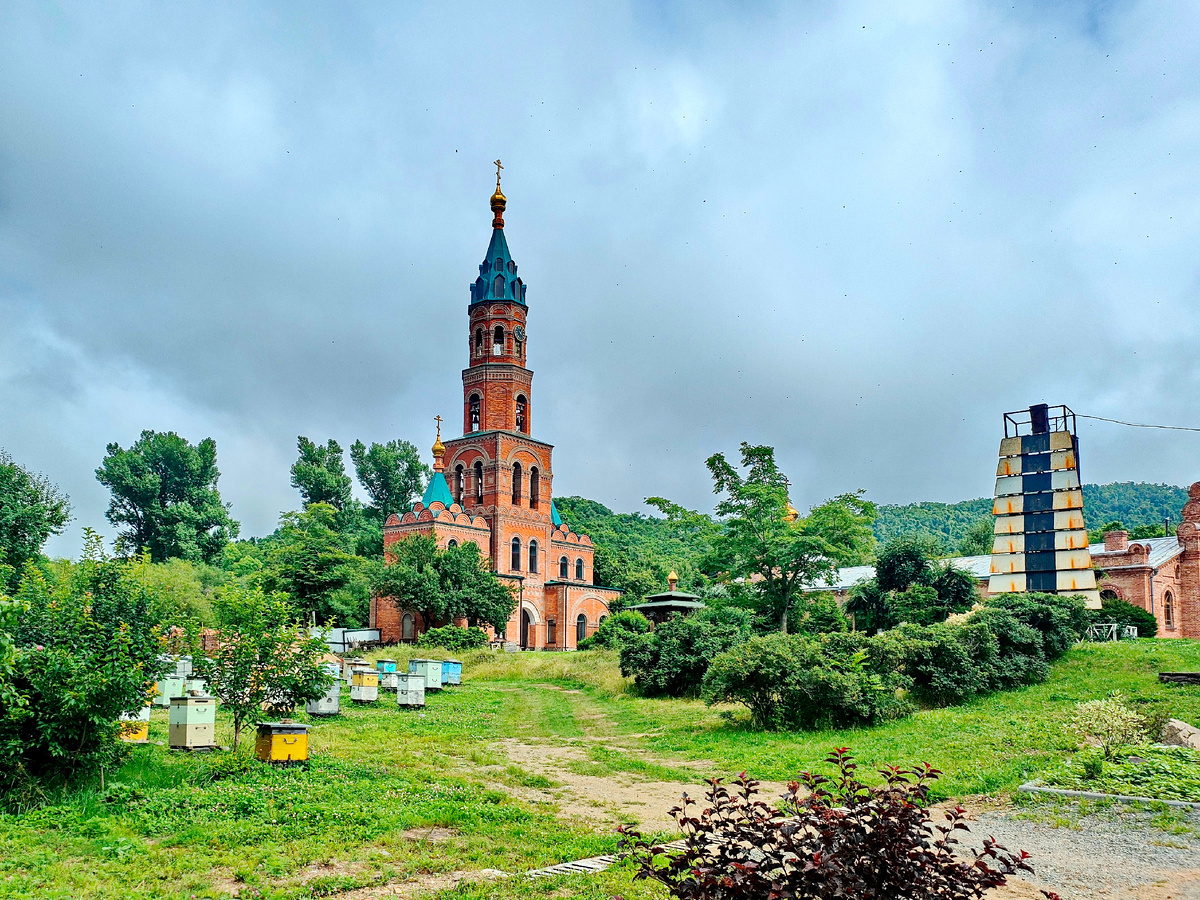 Свято-Серафимовский мужской монастырь на острове Русский, Приморский край