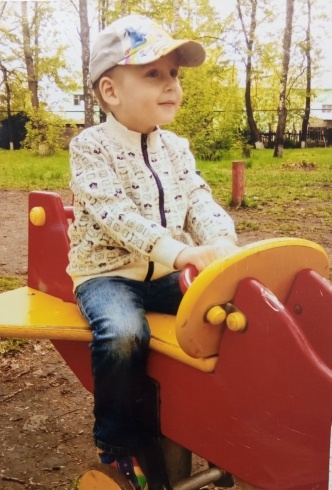 Прогулка в парке. Детство. Фото автора.