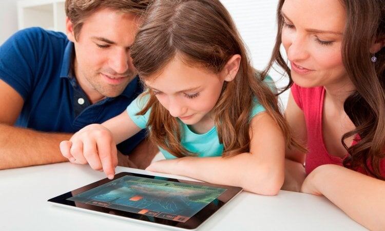    Учим слова, решаем логические задачи и осваиваем английский язык вместе с развивающими играми